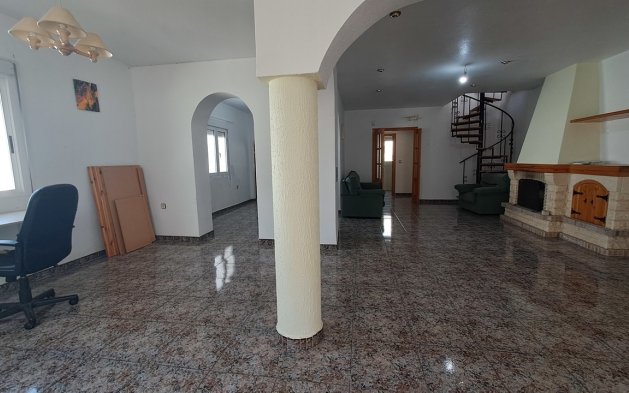 Perpardavimas - Vila - Orihuela Costa - Villamartín