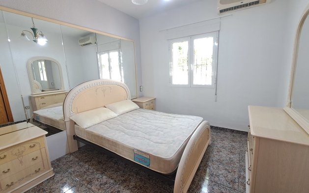 Perpardavimas - Vila - Orihuela Costa - Villamartín