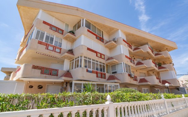 Resale - Apartment / flat - Pilar de la Horadada - Mil Palmeras