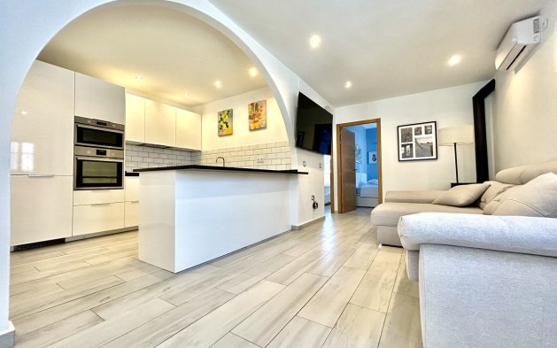 Begagnad - Villa - Orihuela Costa - Villamartín