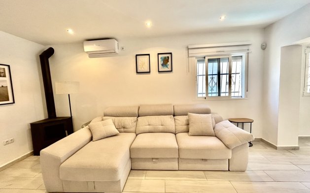 Begagnad - Villa - Orihuela Costa - Villamartín