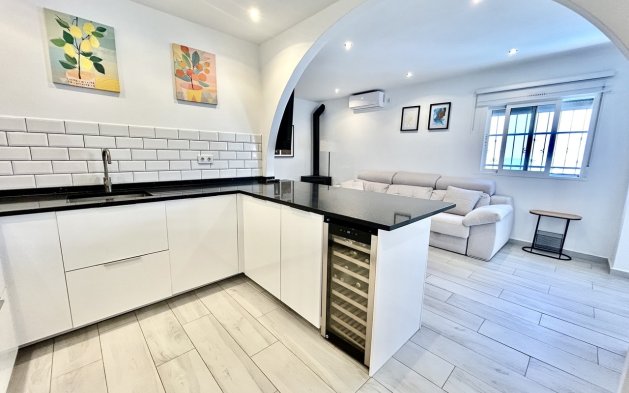 Begagnad - Villa - Orihuela Costa - Villamartín