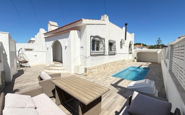 Begagnad - Villa - Orihuela Costa - Villamartín