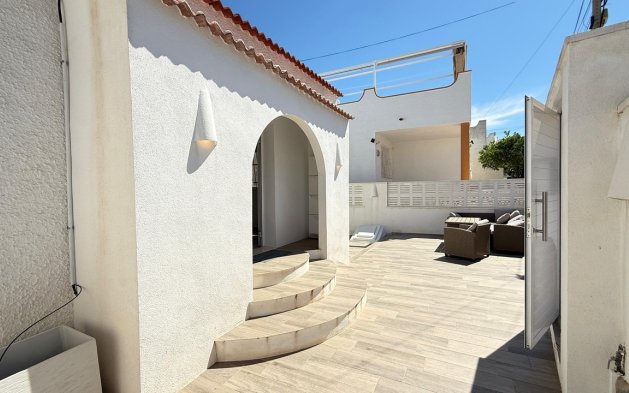 Begagnad - Villa - Orihuela Costa - Villamartín