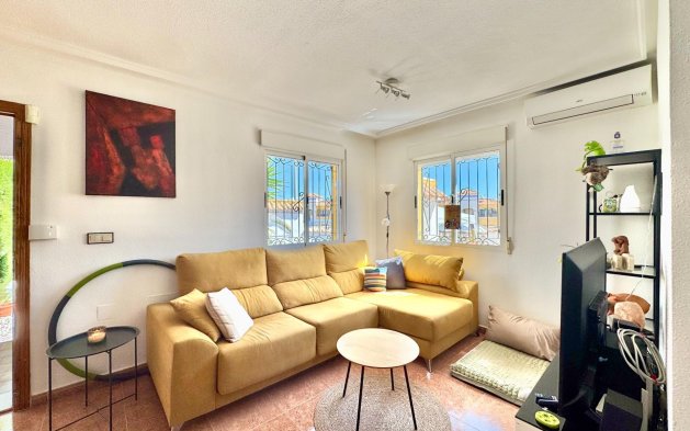 Resale - Villa - Orihuela Costa - Los Balcones - Los Altos 