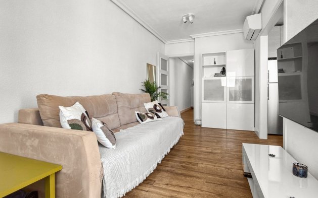 Resale - Apartment / flat - Torrevieja