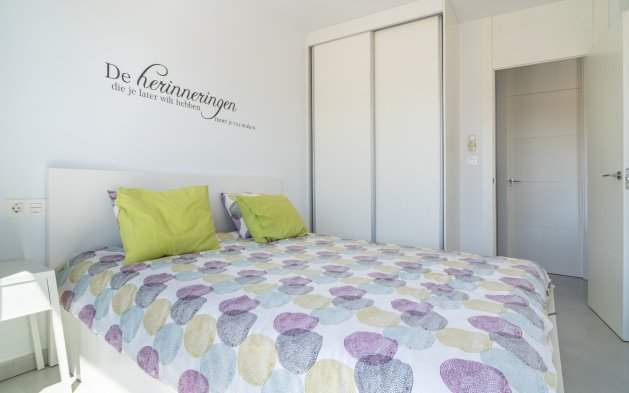 Resale - Bungalow - Pilar de la Horadada - Mil Palmeras
