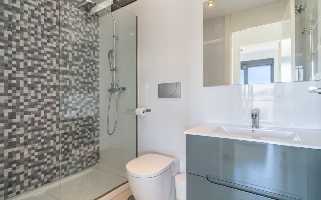 Resale - Bungalow - Pilar de la Horadada - Mil Palmeras
