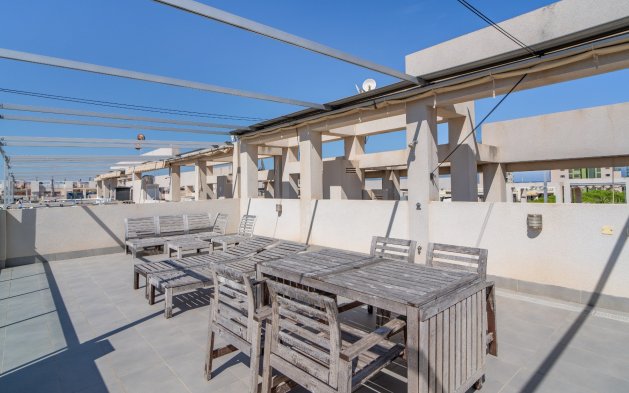 Resale - Bungalow - Pilar de la Horadada - Mil Palmeras