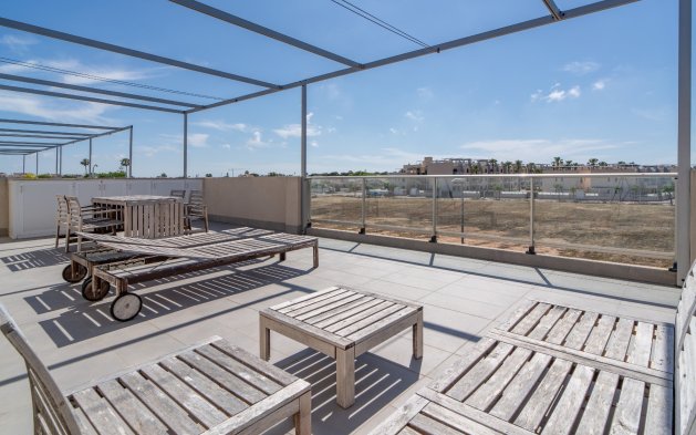 Resale - Bungalow - Pilar de la Horadada - Mil Palmeras