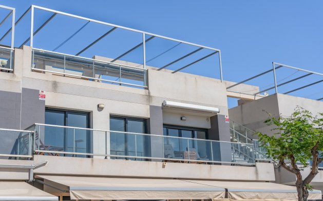 Resale - Bungalow - Pilar de la Horadada - Mil Palmeras