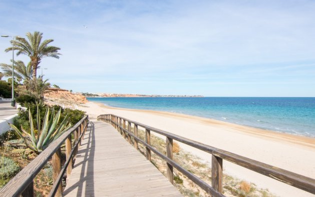 Resale - Bungalow - Pilar de la Horadada - Mil Palmeras