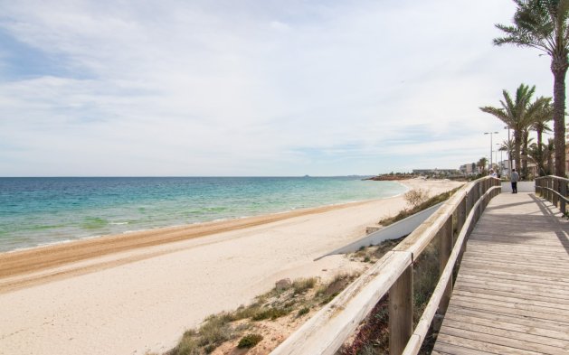 Resale - Bungalow - Pilar de la Horadada - Mil Palmeras