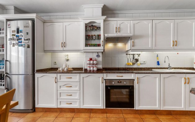 Resale - Apartment / flat - Torrevieja - Centro - Muelle Pesquero