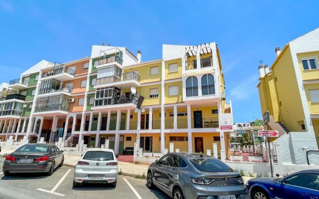 Resale - Apartment / flat - Torrevieja - Mar Azul