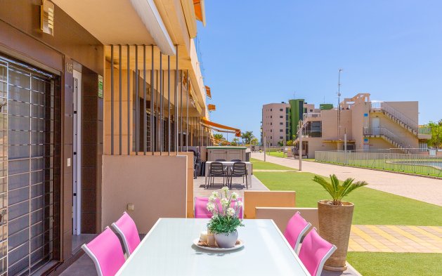 Resale - Apartment / flat - Pilar de la Horadada - Torre de la Horadada