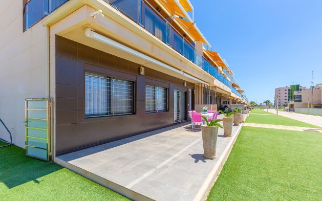 Resale - Apartment / flat - Pilar de la Horadada - Torre de la Horadada