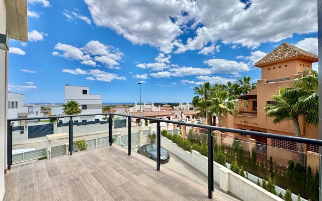 Resale - Villa - San Miguel de Salinas - Bellavista