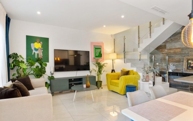 Resale - Villa - Villamartin - Orihuela costa