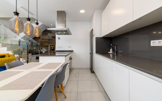 Resale - Villa - Villamartin - Orihuela costa