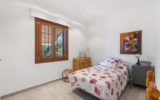 Resale - Villa - Orihuela Costa - Punta Prima