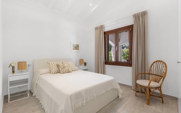 Resale - Villa - Orihuela Costa - Punta Prima