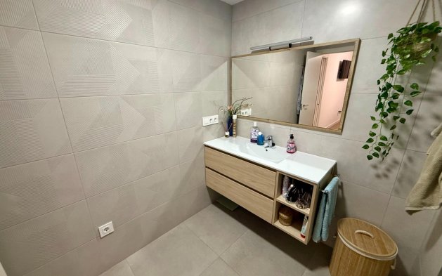 Resale - Apartment / flat - Torrevieja - Centro