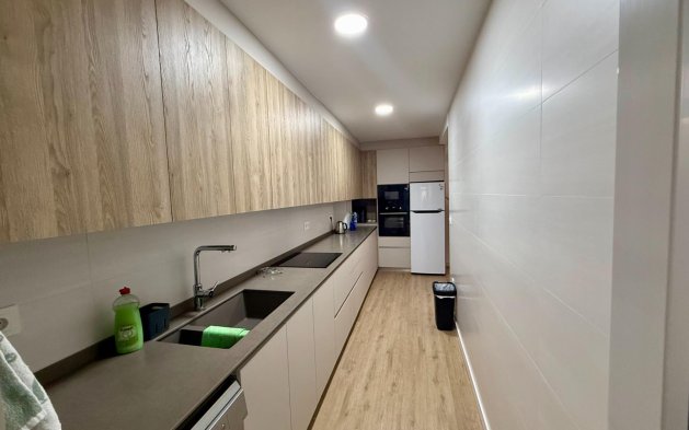 Resale - Apartment / flat - Torrevieja - Centro