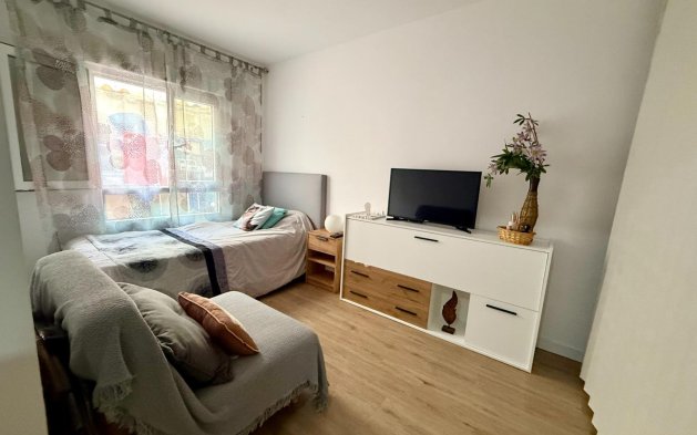Resale - Apartment / flat - Torrevieja - Centro