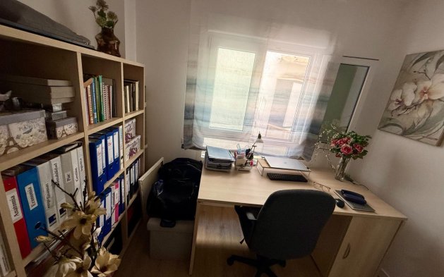 Resale - Apartment / flat - Torrevieja - Centro