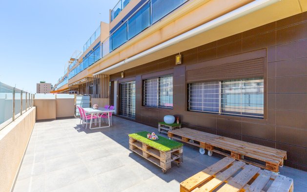 Resale - Apartment / flat - Pilar de la Horadada - Torre de la Horadada