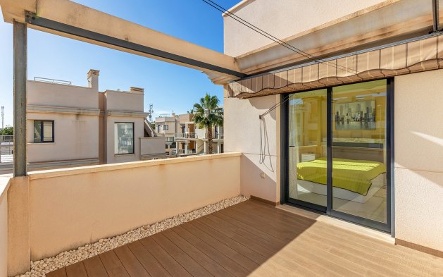 Resale - Villa - Orihuela Costa - La Zenia