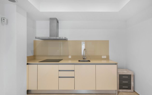 Resale - Villa - Orihuela Costa - La Zenia
