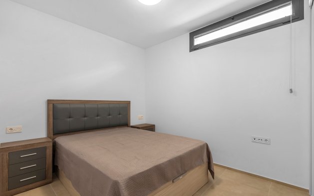 Resale - Villa - Orihuela Costa - La Zenia