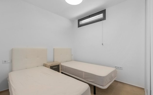 Resale - Villa - Orihuela Costa - La Zenia
