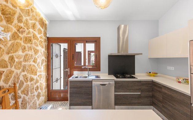 Resale - Villa - Orihuela Costa - Punta Prima
