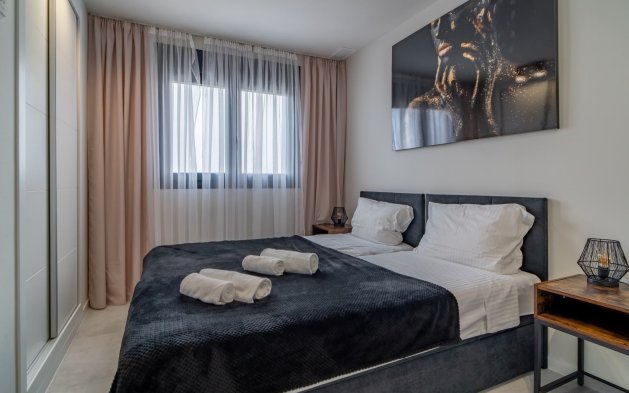 Resale - Apartment / flat - Pilar de la Horadada - Mil Palmeras