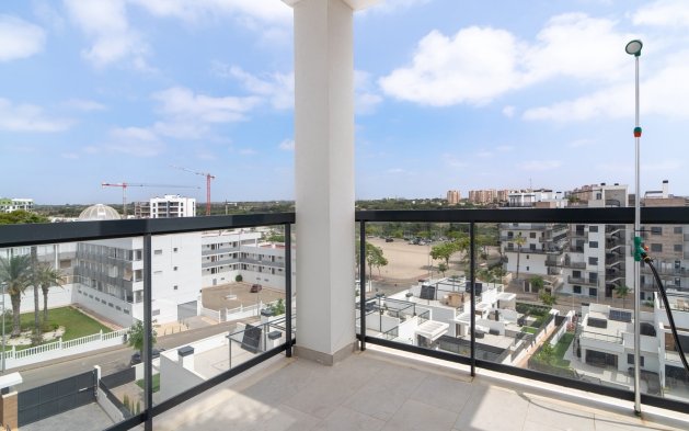 Resale - Apartment / flat - Pilar de la Horadada - Mil Palmeras
