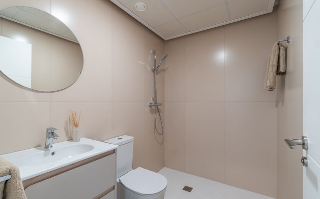 Obra nueva - Apartamento / piso - Playa Flamenca