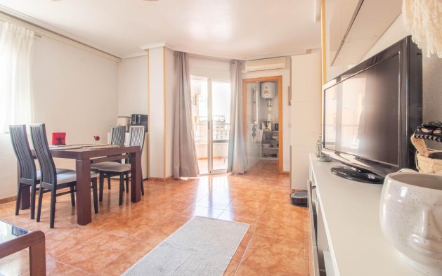 Resale - Apartment / flat - Torrevieja - Centro
