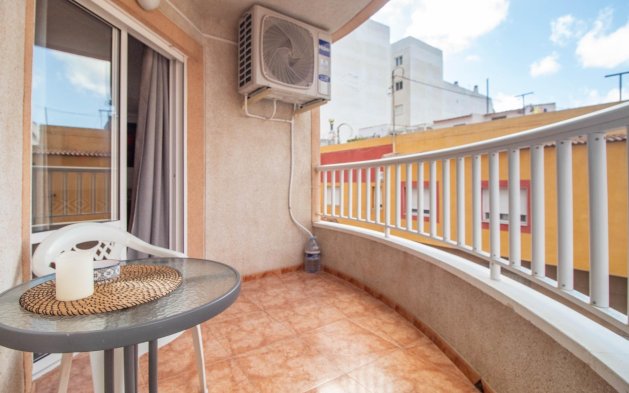Resale - Apartment / flat - Torrevieja - Centro