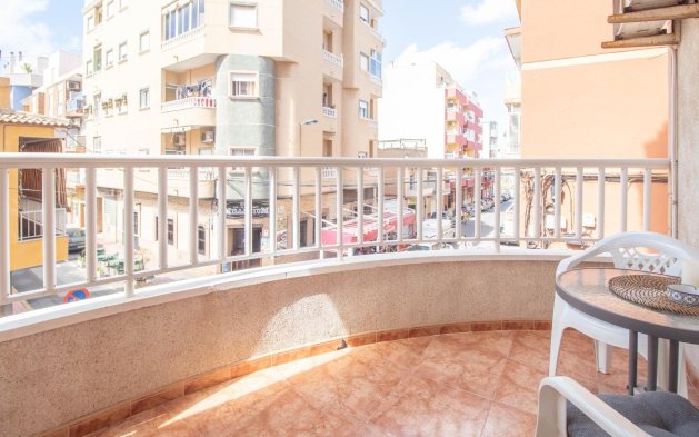 Resale - Apartment / flat - Torrevieja - Centro