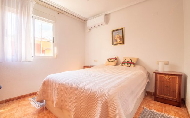 Resale - Apartment / flat - Torrevieja - Centro