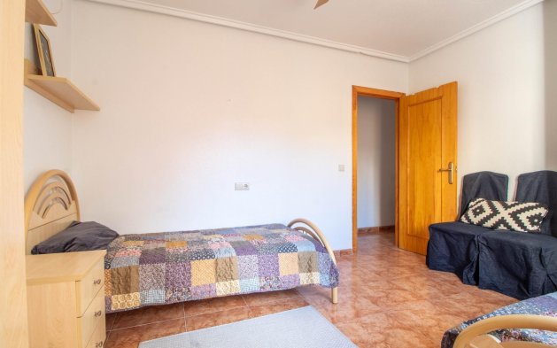 Resale - Apartment / flat - Torrevieja - Centro
