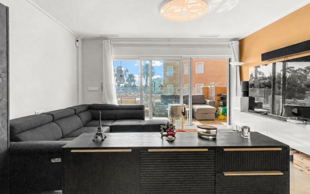 Resale - Apartment / flat - Guardamar del Segura - El Raso