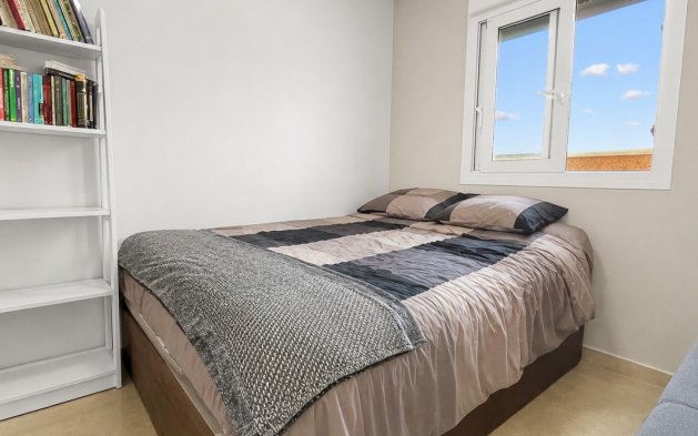 Resale - Apartment / flat - Guardamar del Segura - El Raso