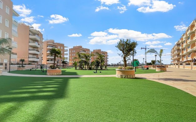 Resale - Apartment / flat - Guardamar del Segura - El Raso