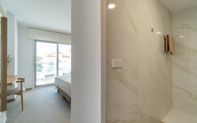 Obra nueva - Apartamento / piso - Playa Flamenca