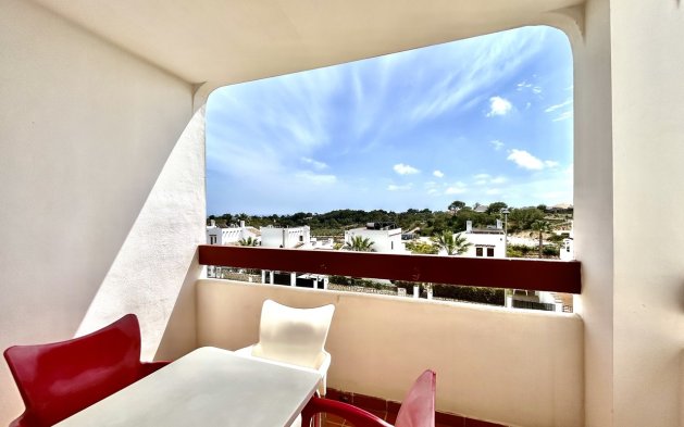 Odsprzedaż - Mieszkanie w bloku - Orihuela Costa - Villamartín
