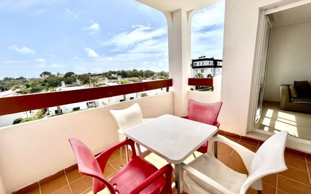 Odsprzedaż - Mieszkanie w bloku - Orihuela Costa - Villamartín